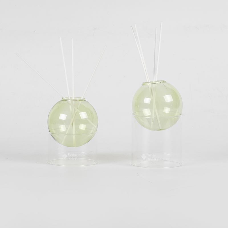 Basis vitrea clara, globulus vitreus typus aromatherapy calamus diffundens