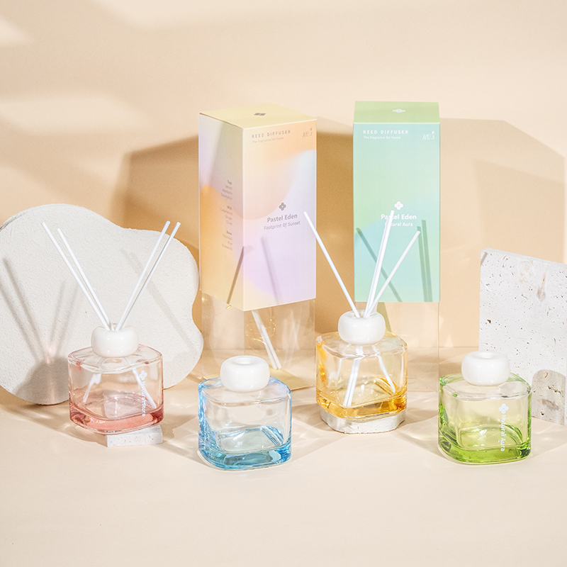 Quadratum unguentum vitreum lucidum lagena diffundens aromatica diffundens officinam