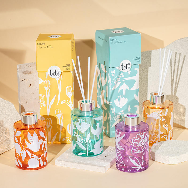 Classic altum rotundum utrem calamum diffundens cum excudendi